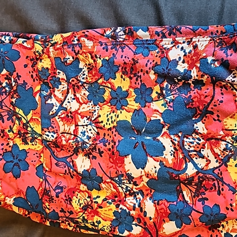 Lularoe OS floral leggings